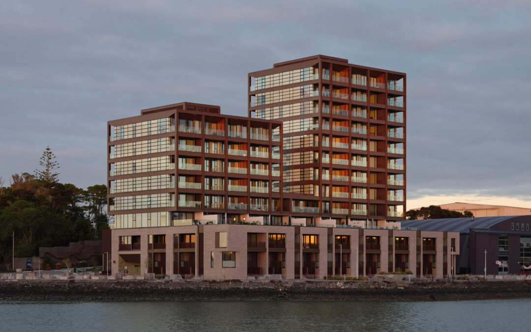 Catalina Bay Apartments